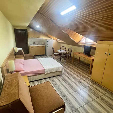 Esma Aparthotel